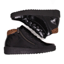 Schwarz lackierter Damenstiefel Rieker M6434