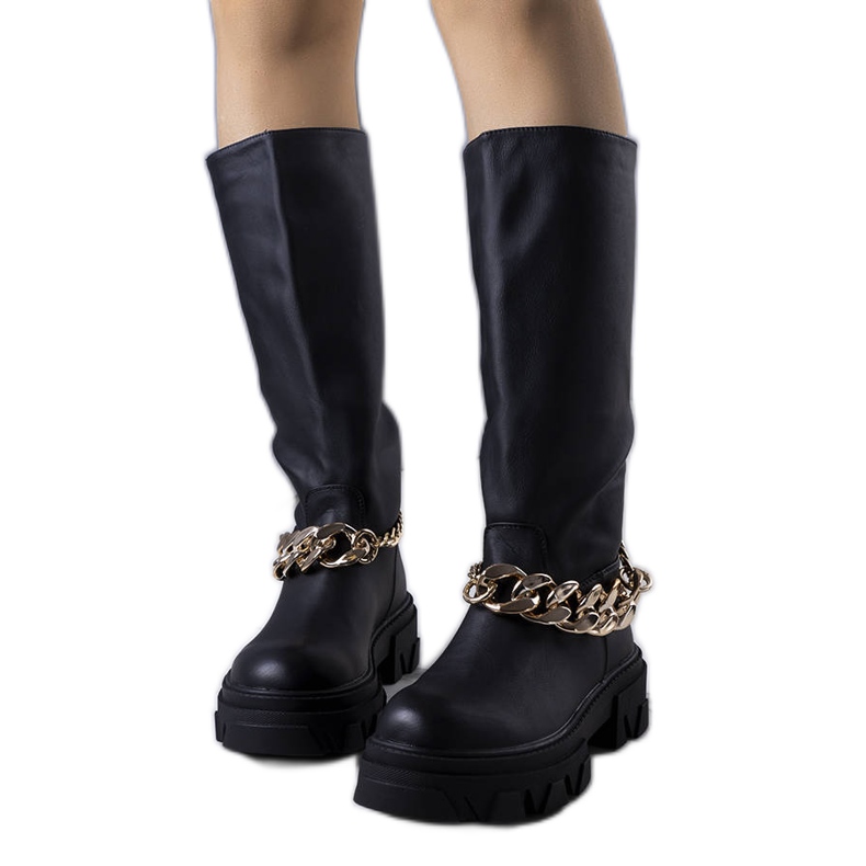 Schwarze isolierte Stiefel von Cumia