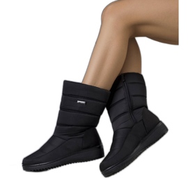 BM Schwarze Schneestiefel auf dem niedrigen Keil Reina