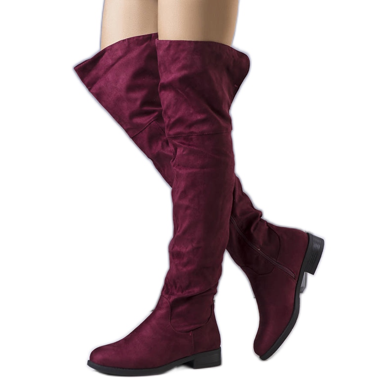 BM Kastanienbraune warme Musketiere von Salci rot