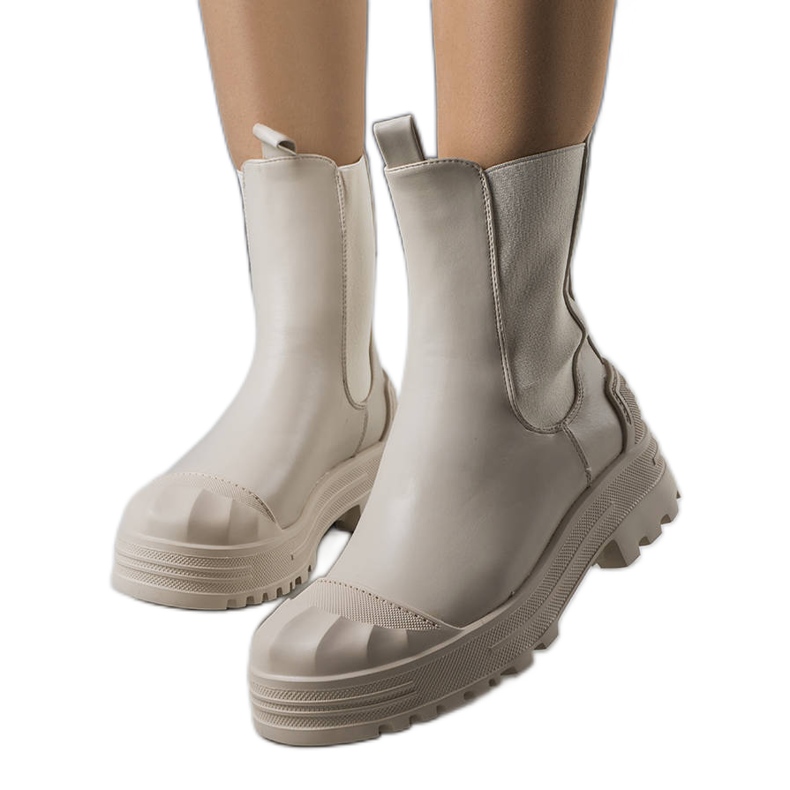 Beige Damenstiefel Crispo
