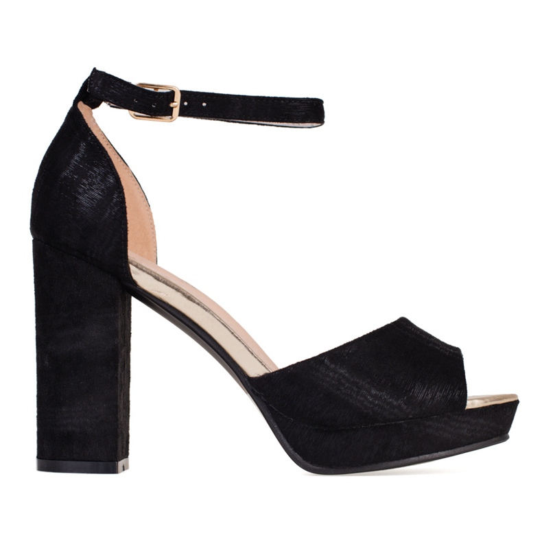 Schwarze Damenpumps an einem breiten Shelovet-Pfosten