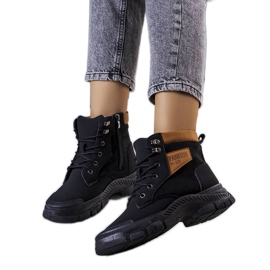 Schwarze isolierte Stiefel von Fordla