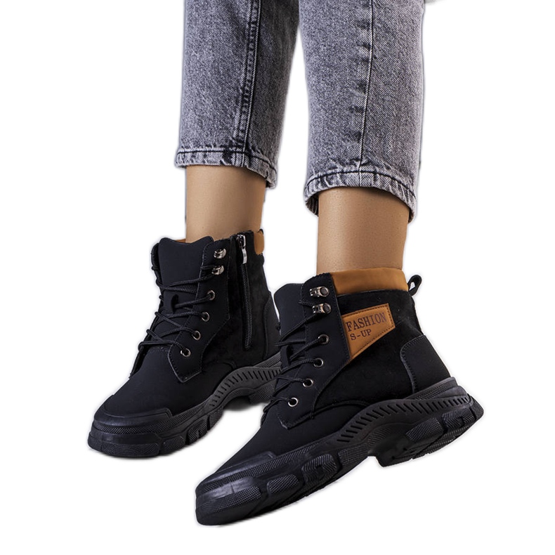 Schwarze isolierte Stiefel von Fordla