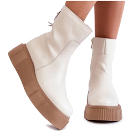 PL5 Lederstiefel für Damen auf der hellbeigen Jenefer-Plattform