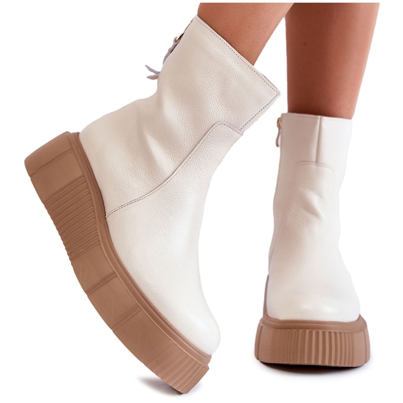 PL5 Lederstiefel für Damen auf der hellbeigen Jenefer-Plattform