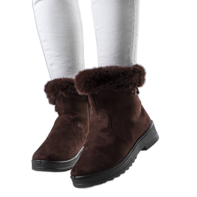 Braune Schneestiefel mit Pelzbesatz von Marvin