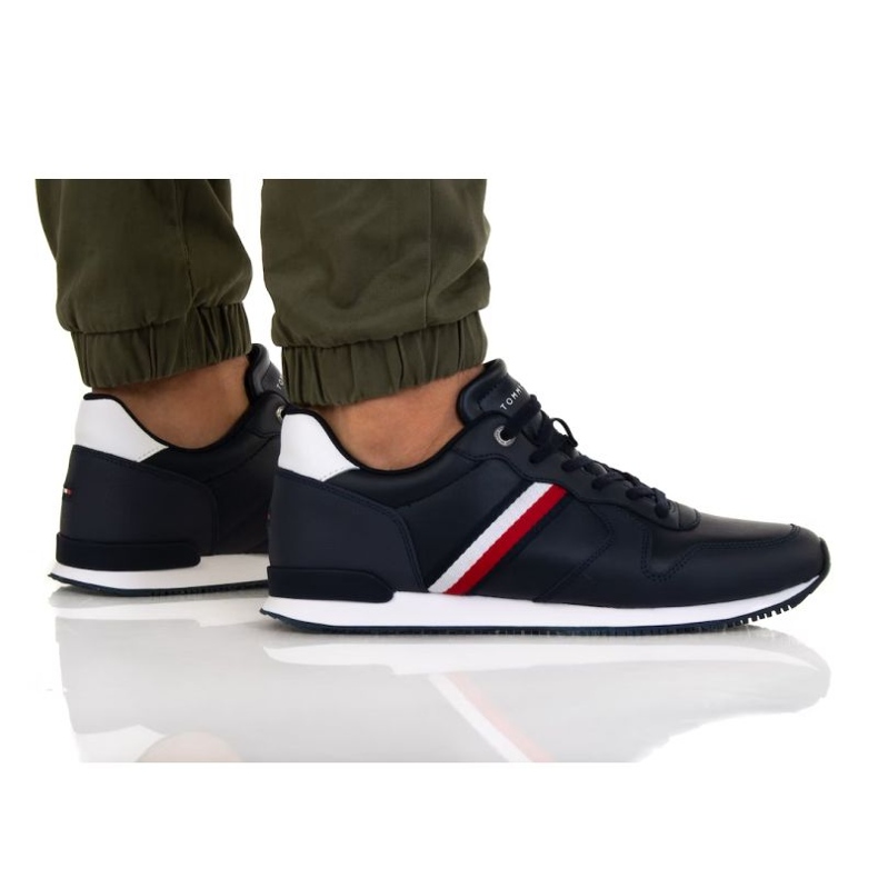 Tommy Hilfiger Iconic Runner Leder M FM0FM04281 DW5 navy blau