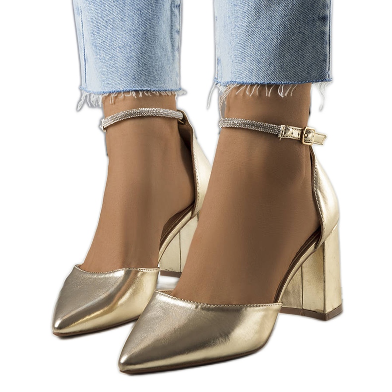 Goldpumps mit Leighton-Zirkonia golden