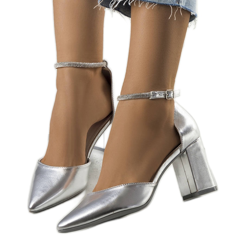 BM Silberne Pumps mit Zirkonia von Leighton silber-