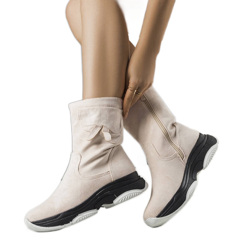 Destino beige isolierte Stiefel