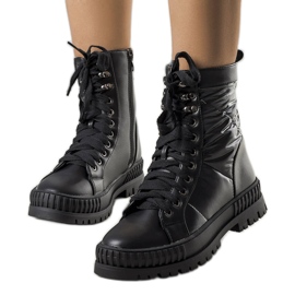 Schwarze isolierte Stiefel von Hamina