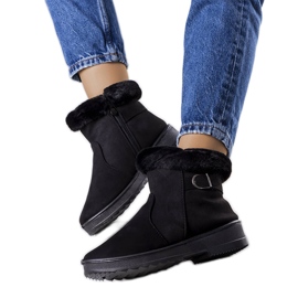 Schwarze, isolierte Schneestiefel mit Julius-Pelz