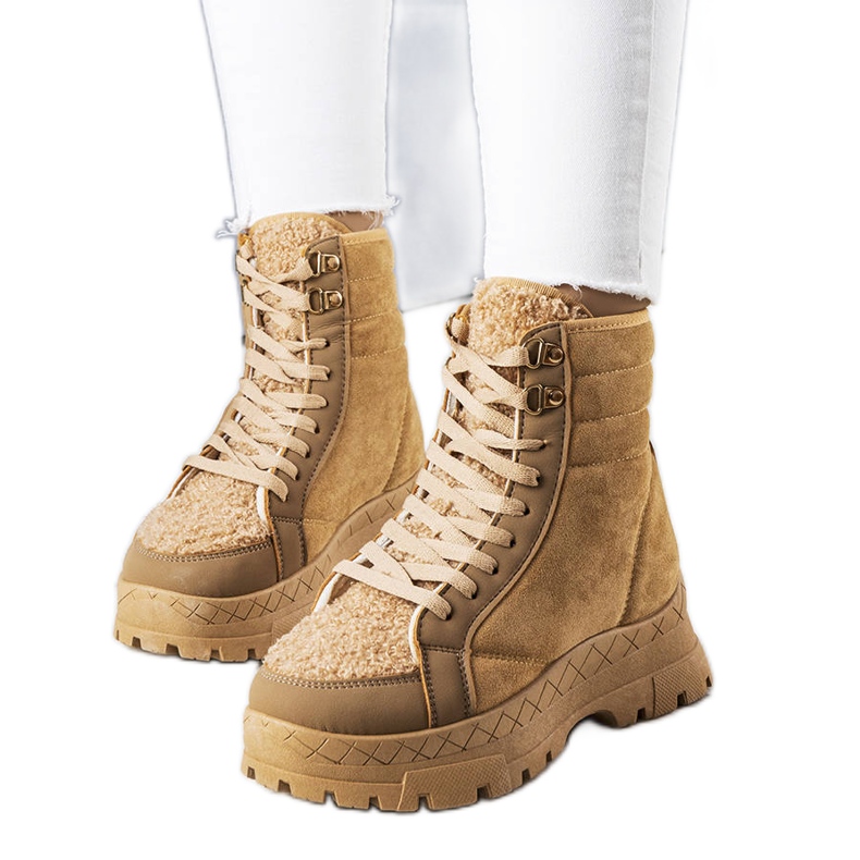 BM Braune isolierte Stiefel von Isaias