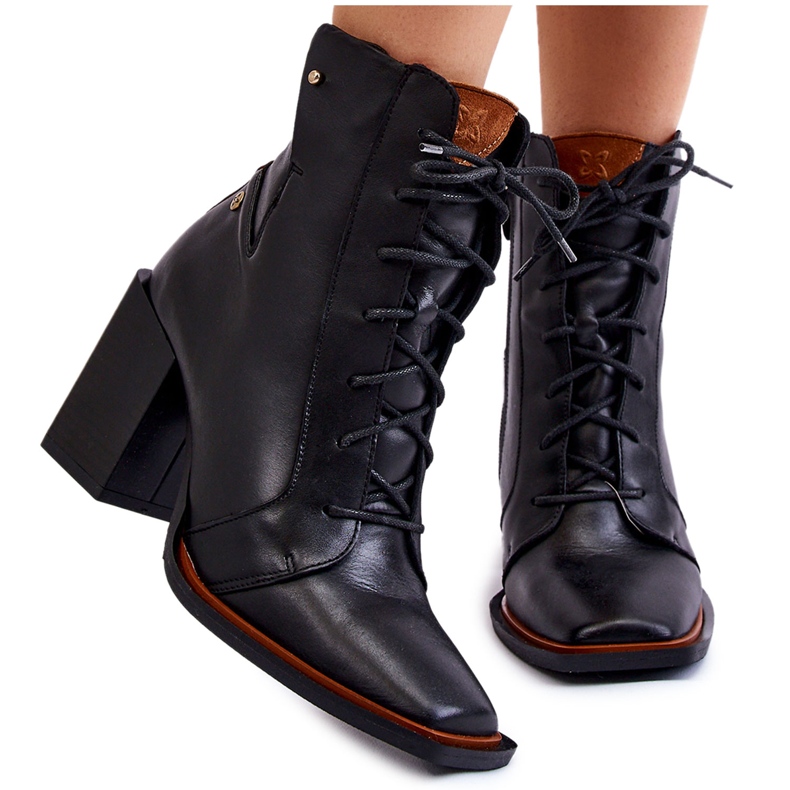 Klassischer Lederschnürstiefel Maciejka 05667-01 Schwarz