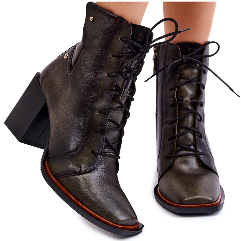 Klassischer Leder-Schnürstiefel Maciejka 05667-09 Grün