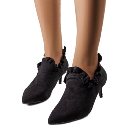 Schwarze Pumps mit Gavri-Obermaterial