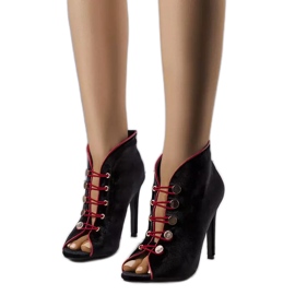 BM Schwarze Pumps mit Oberteil von Nilsi