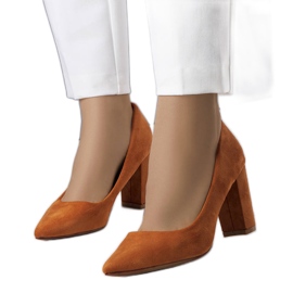 PA1 Braune Pumps mit Absatz von Achela