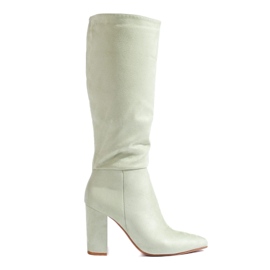 Damenstiefel aus ökologischem Wildleder grün