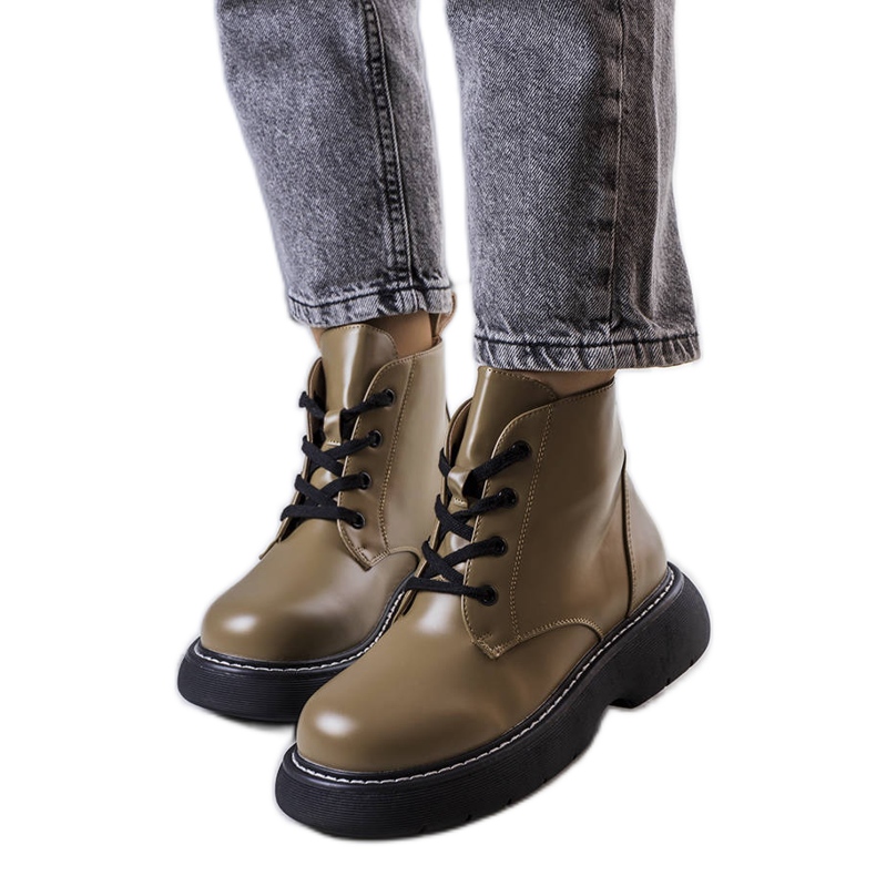 Lutero grün isolierte Stiefel