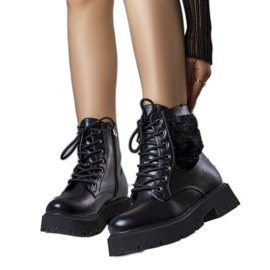 Schwarze gefütterte Stiefel mit Fell von Dixie