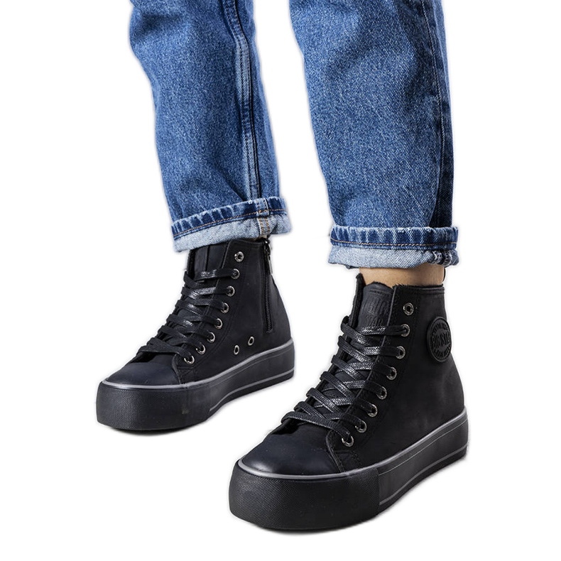 Schwarze isolierte Turnschuhe Big Star KK274173