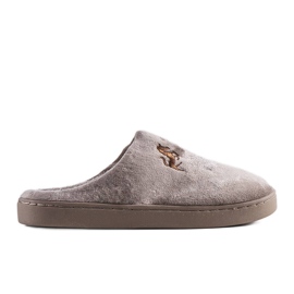 Drücken Sie die braunen Pantoffeln der Männer beige