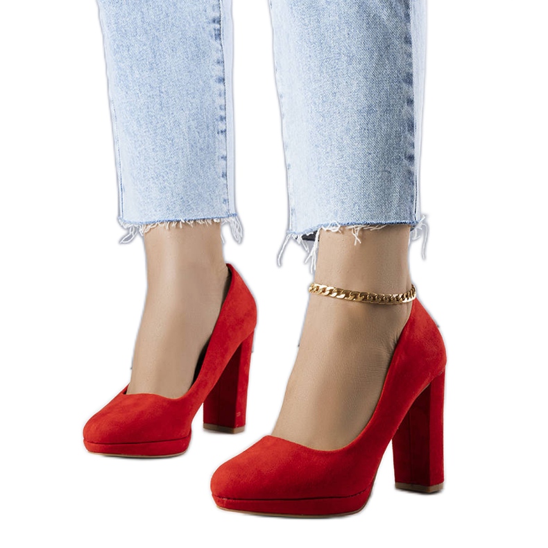 Rote Absatzpumps von Leonard