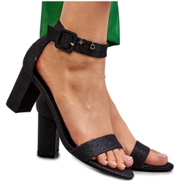 Glänzende Absatzsandalen Schwarz Maxim