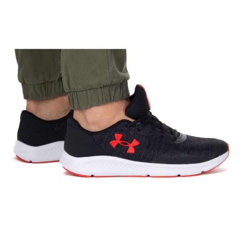 Under Armour Charged Pursiut 3 Twist Schuhe 3025945-002 schwarz