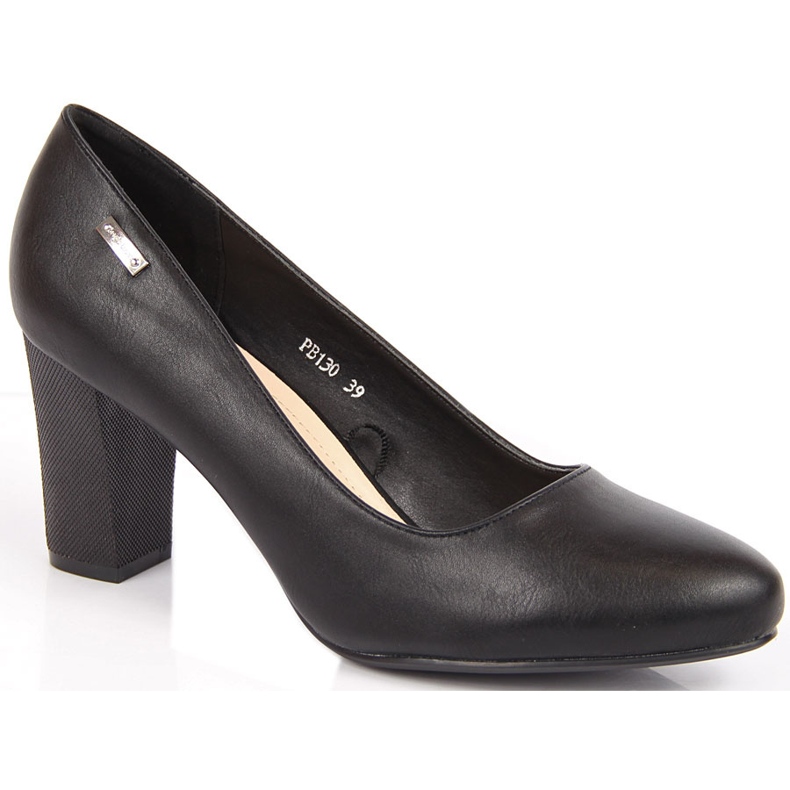 Schwarze Pumps von Sergio Leone