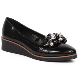 Schwarz lackierte Keilschuhe mit Perlen Potocki SZ12031