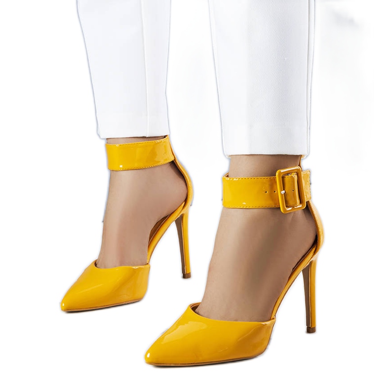 BM Orange lackierte Pumps von Sonya