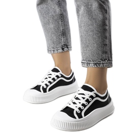 Schwarze Plateausneaker von Johanna