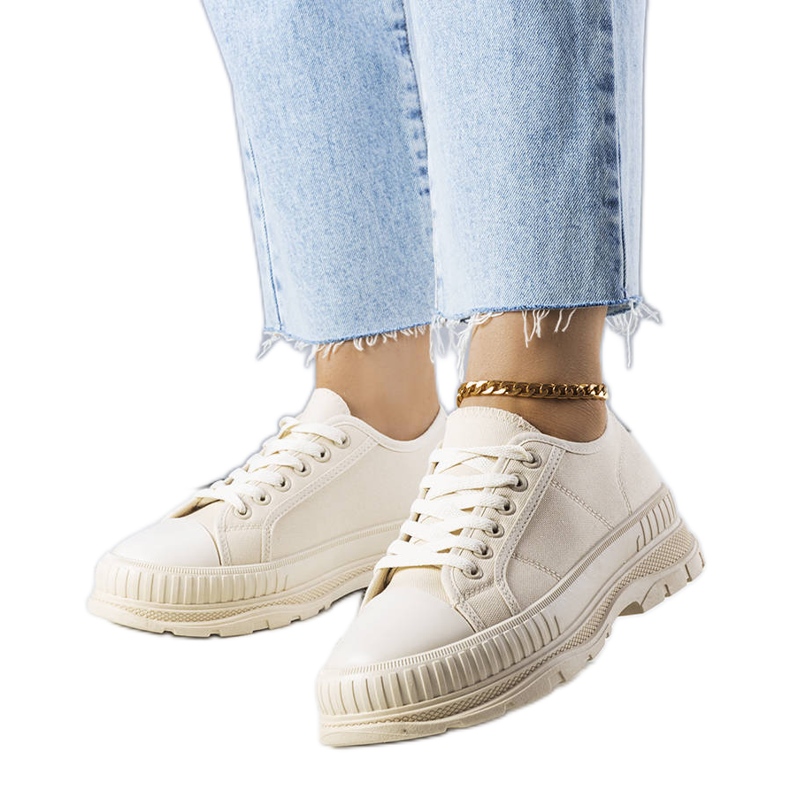 Beige Plateausneaker von Nichole