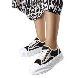 PA1 Schwarze Plateausneaker von Connie