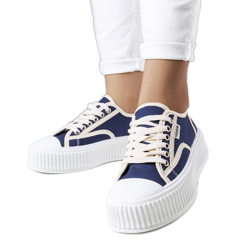 Marineblaue Sneaker mit Plateau von Connie