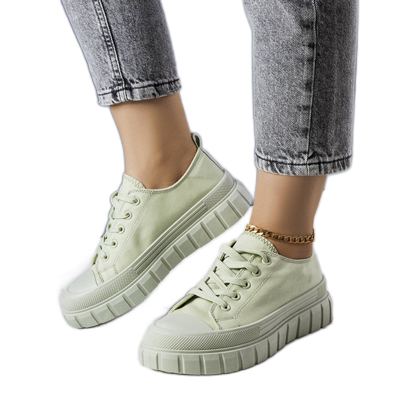 BM Grüne Plateausneaker von Laverne