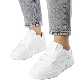 BM Weiße Turnschuhe für Damen von Ollie