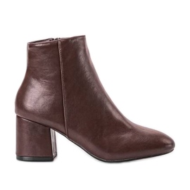 BM Klassische braune Stiefeletten von Legend