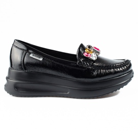 Goodin Mokassins aus Lackleder auf einem dicken Plateau mit Shelovet-Kristallen schwarz