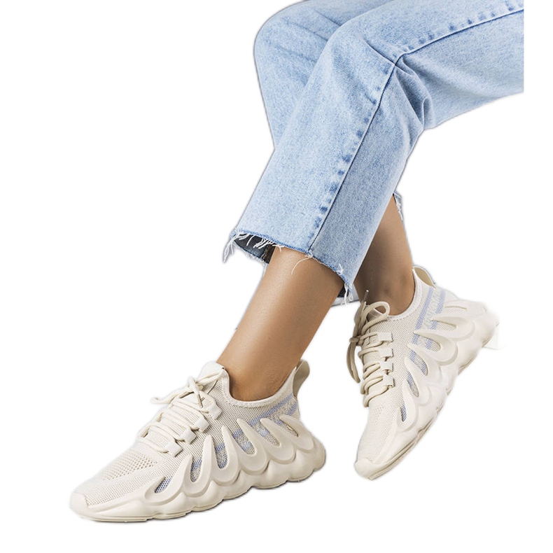 Beige Sneaker auf modischer Beth-Sohle