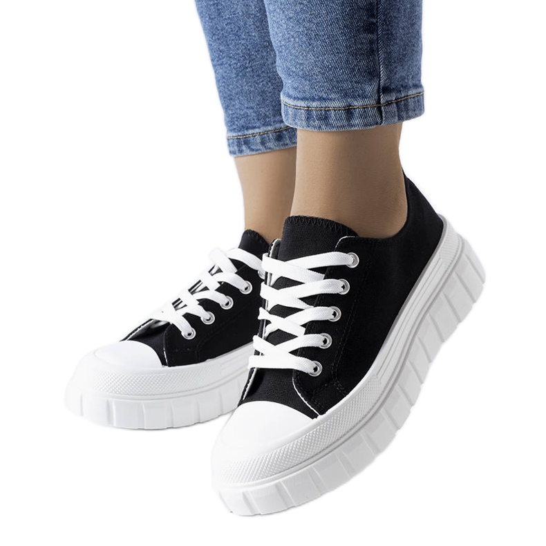 Schwarze Plateausneaker von Bellemare