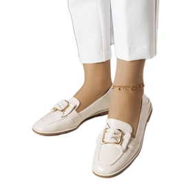 Beige lackierte Loafer von Erica