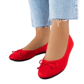 Rote Ballerinas mit Chandonnet-Schleife