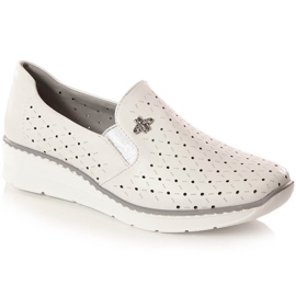 Durchbrochene Damenschuhe mit Keilabsatz weiß Jezzi MR1840-12