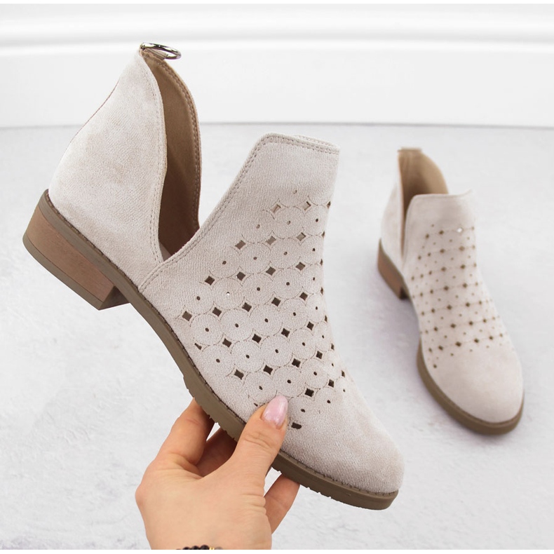 M. DASZYŃSKI Durchbrochene Wildleder-Slipper für Damen beige M.Daszyński SA62-102