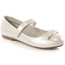 Erstkommunion-Ballerinas für Mädchen mit Klettverschluss silber eVento 4772