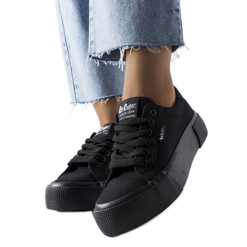 Lee Cooper LCW-22-31-0885L schwarze Turnschuhe